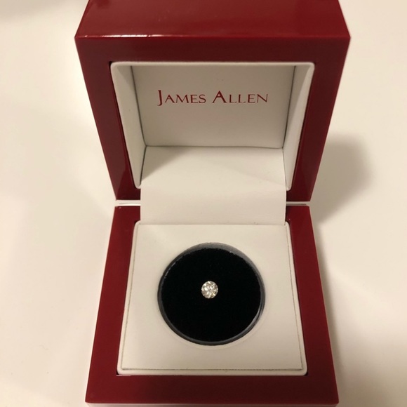 Flawless Natural Diamond, .35ct Round Brilliant - Picture 1 of 6